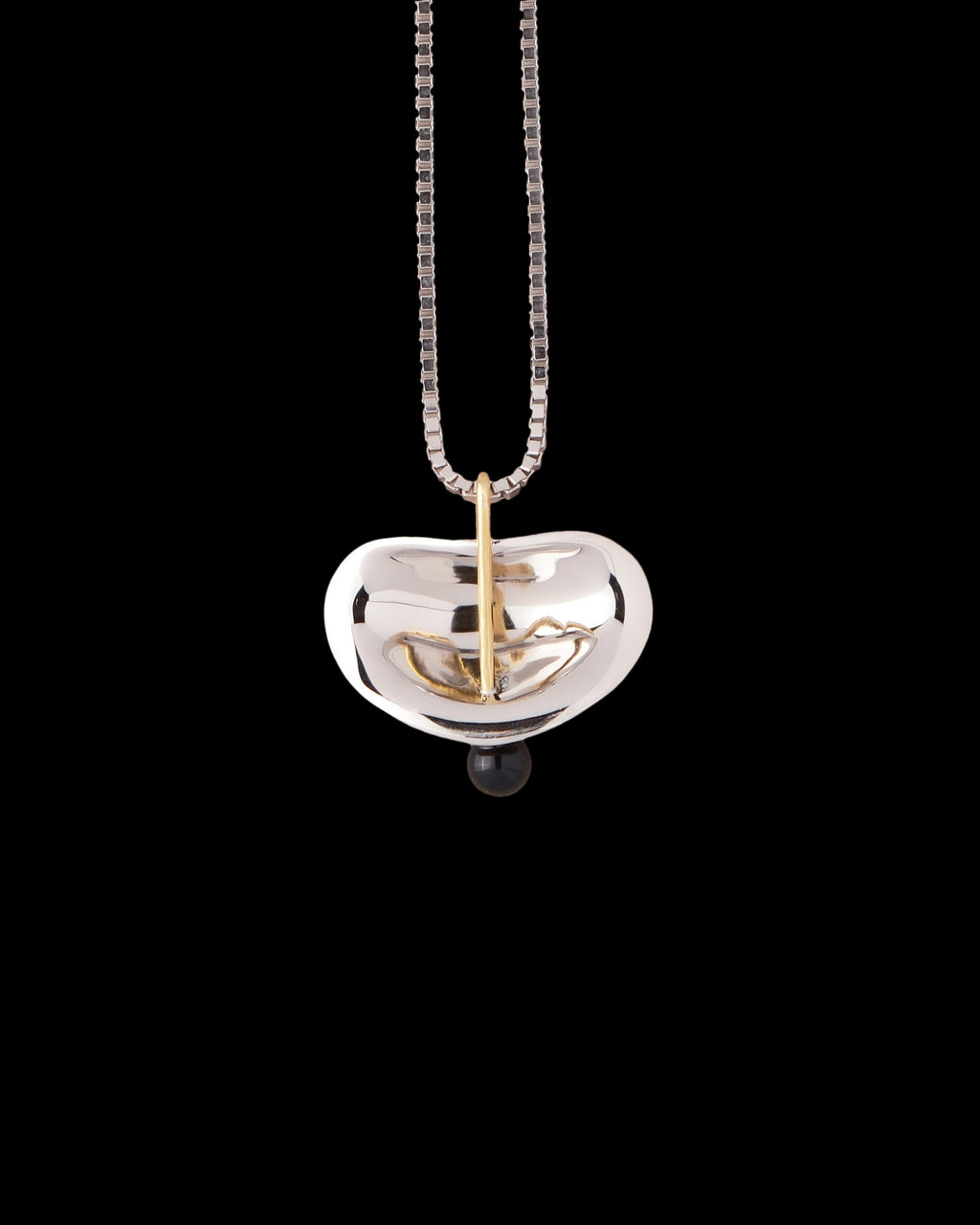 Lilium Pendant Necklace
